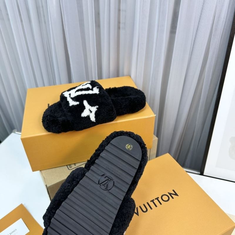 Louis Vuitton Slippers